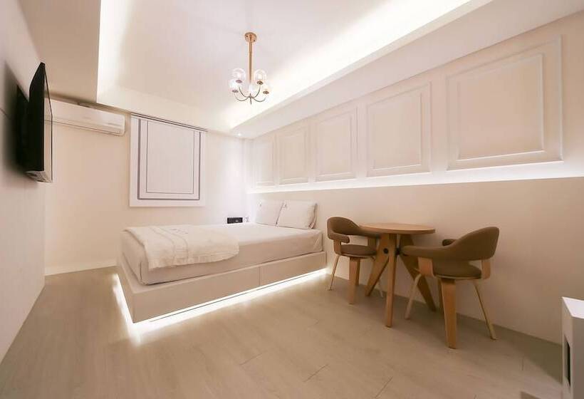 فندق على الطريق Gyeongsan King