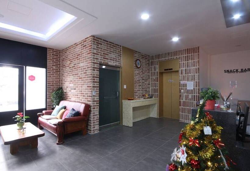 מוטל Iksan Hotel Banditburi