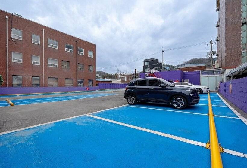 汽车旅馆  Naju Show