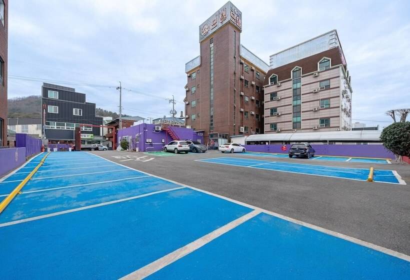 汽车旅馆  Naju Show