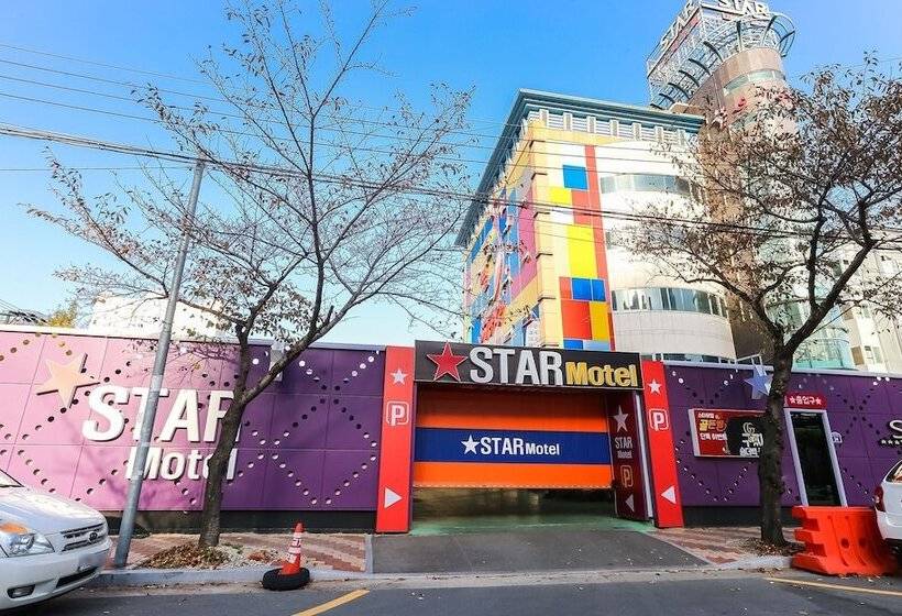 모텔 Pohang Daejamdong Star