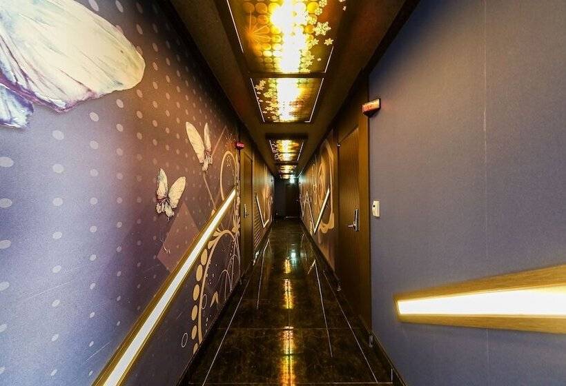 모텔 Pohang Daejamdong Star