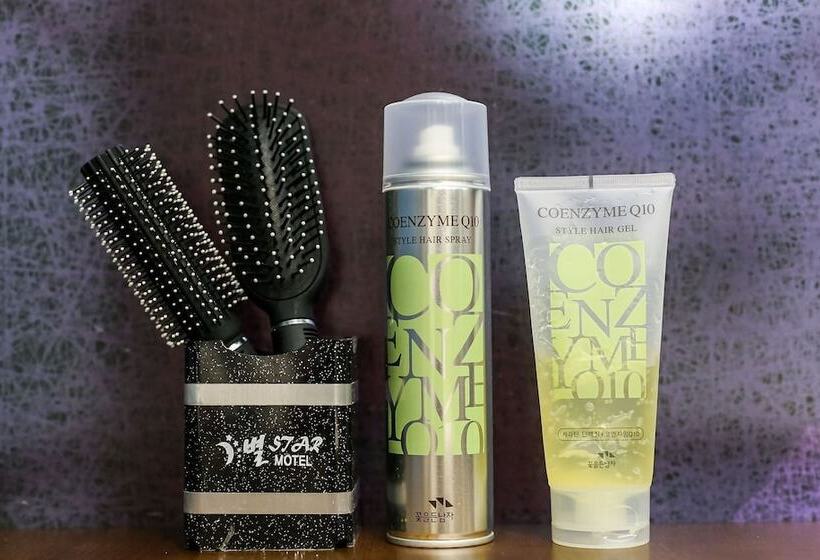 모텔 Pohang Daejamdong Star