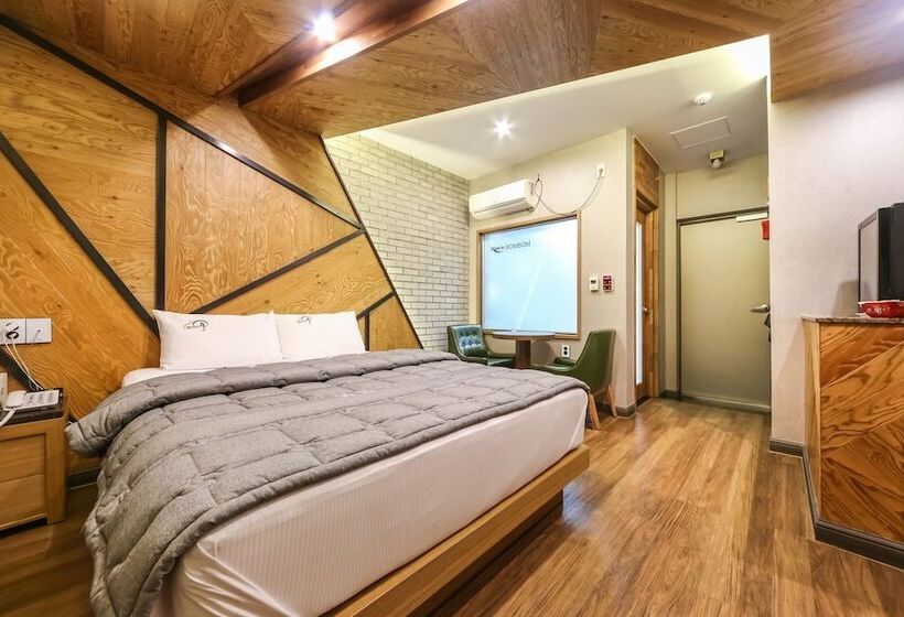 Motel Seven Palgongsan Bombom