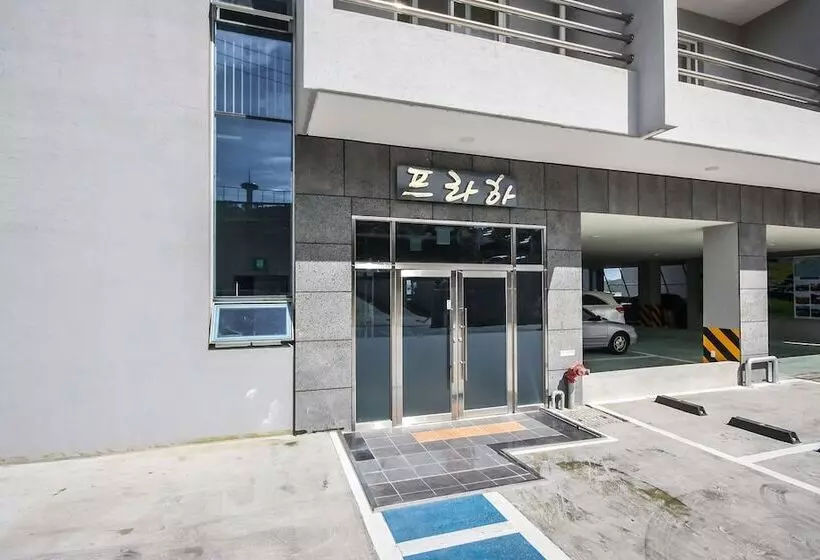 Motelli Wando Hotel Prague