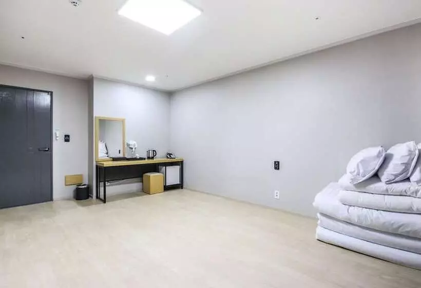 Motelli Wando Hotel Prague