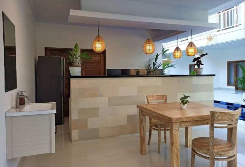 膳宿费 The Eight Bali   Seminyak