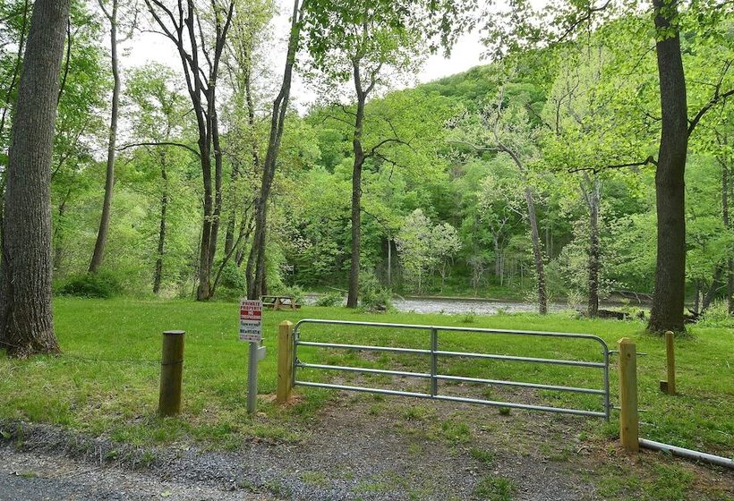 River Walk Cottage   Romantic Escape