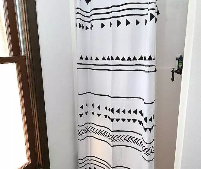 River Walk Cottage   Romantic Escape