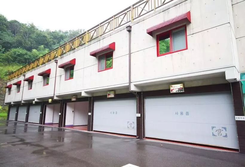 Sacheon Gung Self Checkin Motel