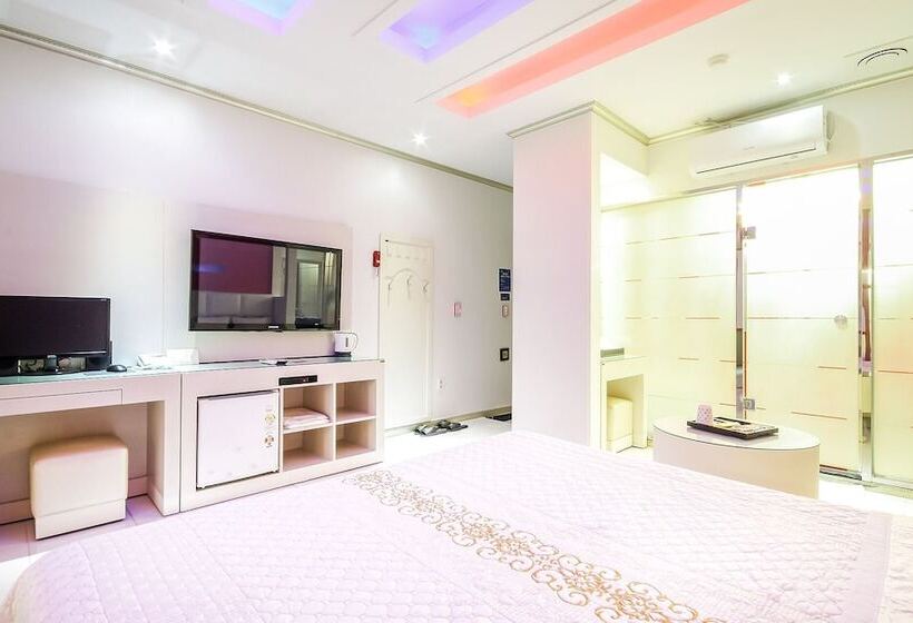 Sacheon Gung Self Checkin Motel