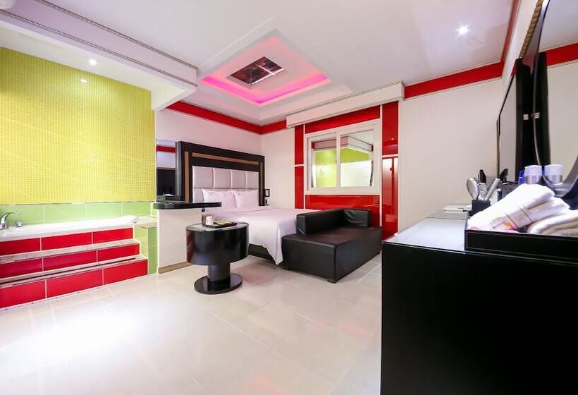 Sacheon Gung Self Checkin Motel