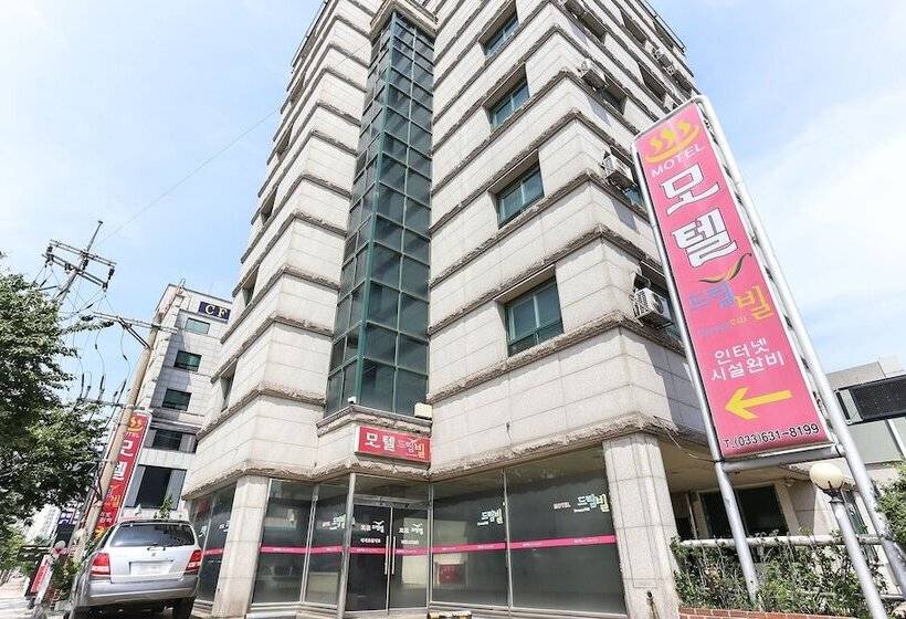 Sokcho Dreamville Motel