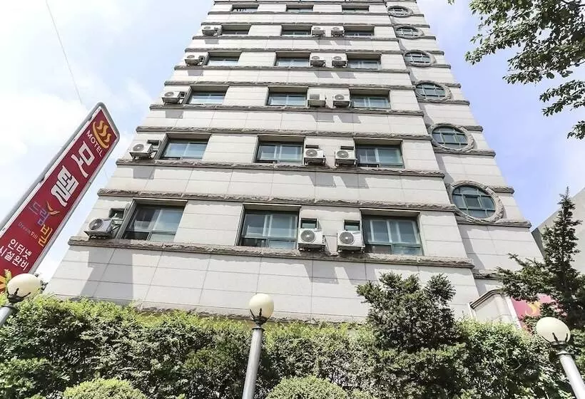 Sokcho Dreamville Motel