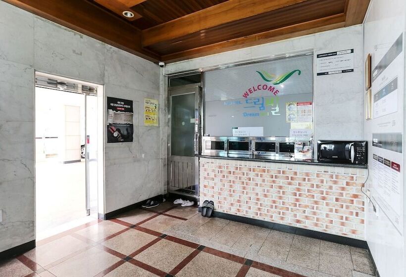Sokcho Dreamville Motel