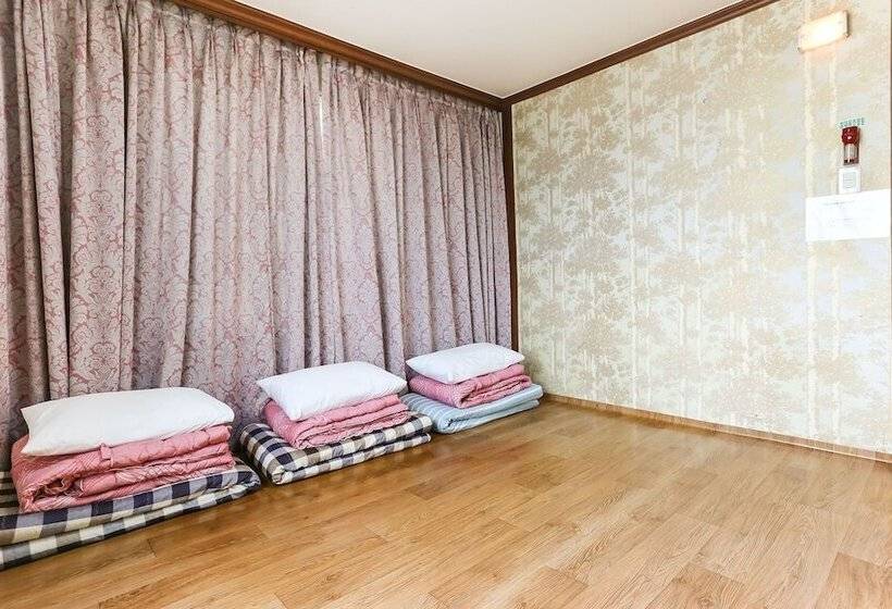 Sokcho Dreamville Motel