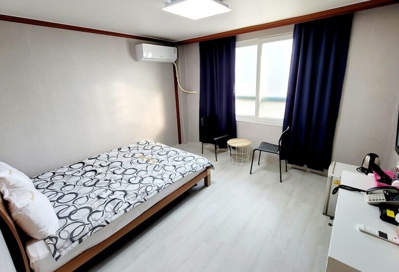 Sokcho Dreamville Motel