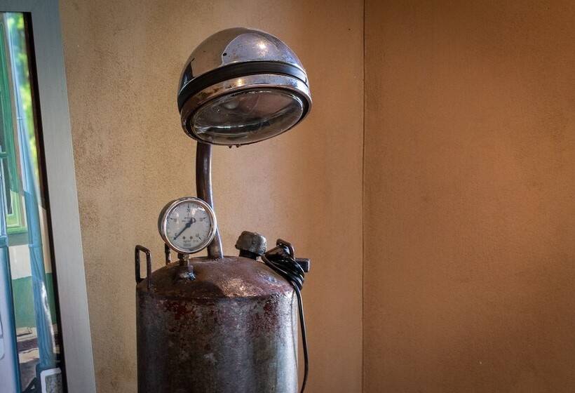 تختخواب و صبحانه Green & Breakfast