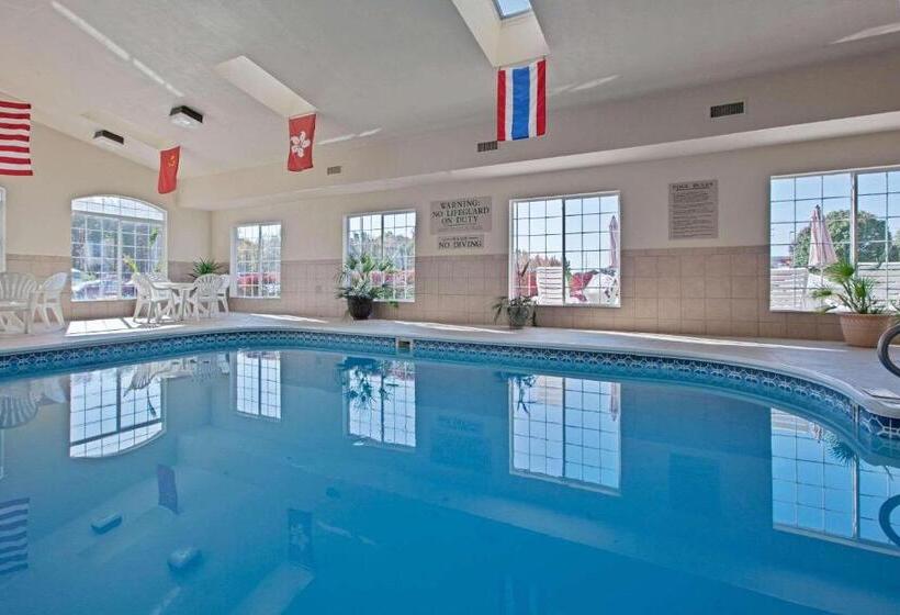 Country Inn & Suites By Radisson, Paducah, Ky