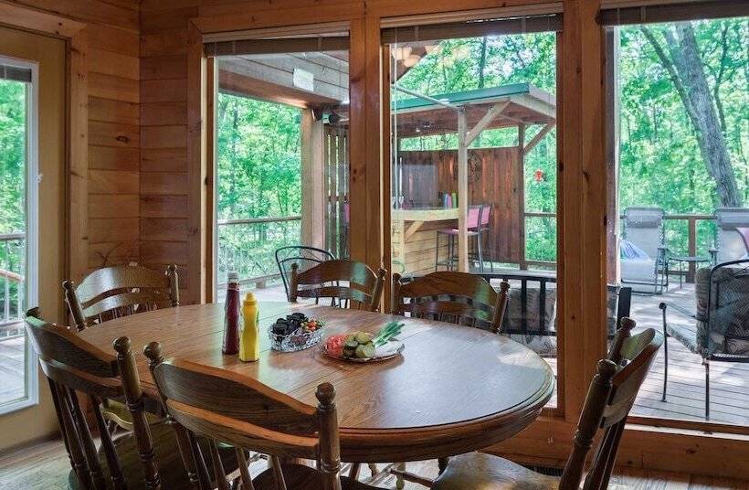 Deer Trail Includes Sunken Hot Tub And Wood Fireplace By Redawning