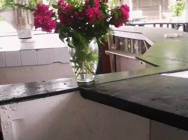 Drifters At One Mile   Hostel