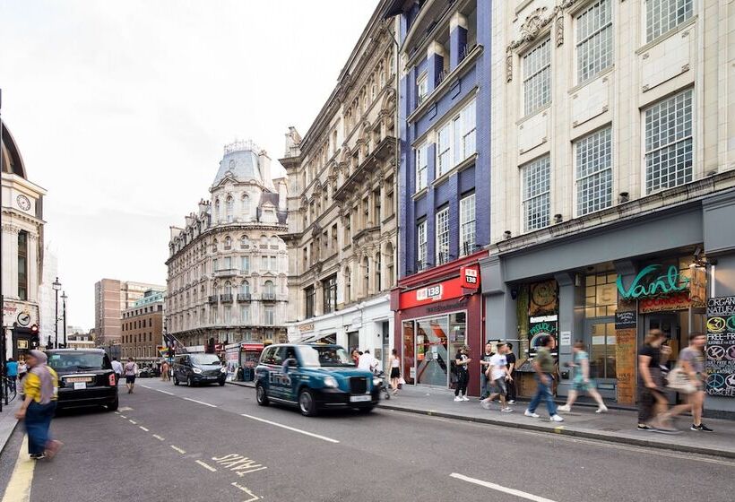 Hausd Piccadilly Circus