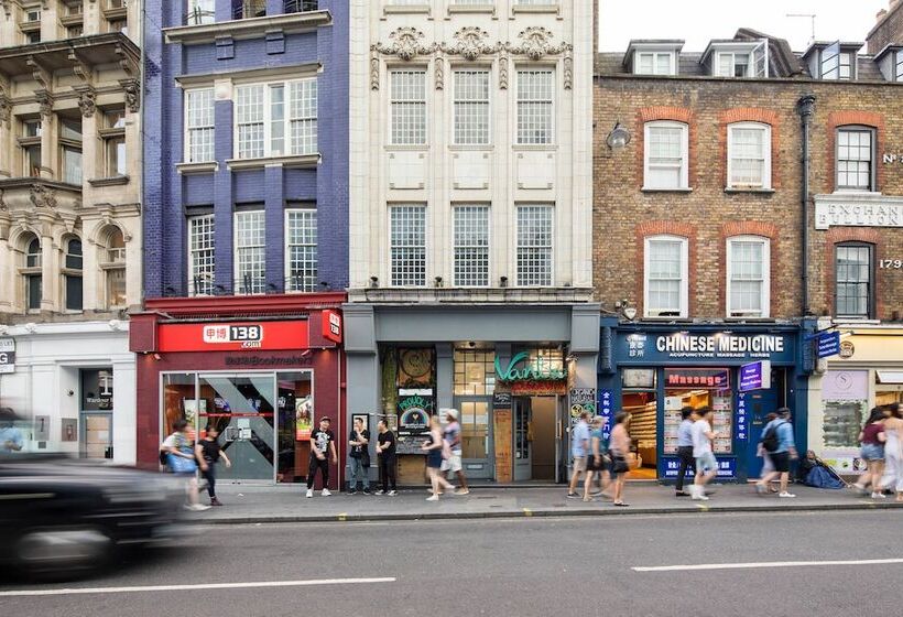 Hausd Piccadilly Circus