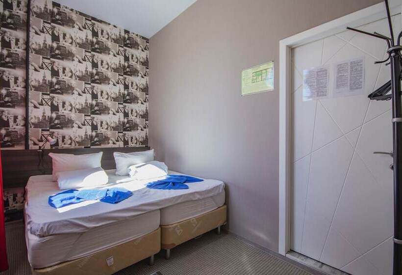 Hostel Pushkin Street