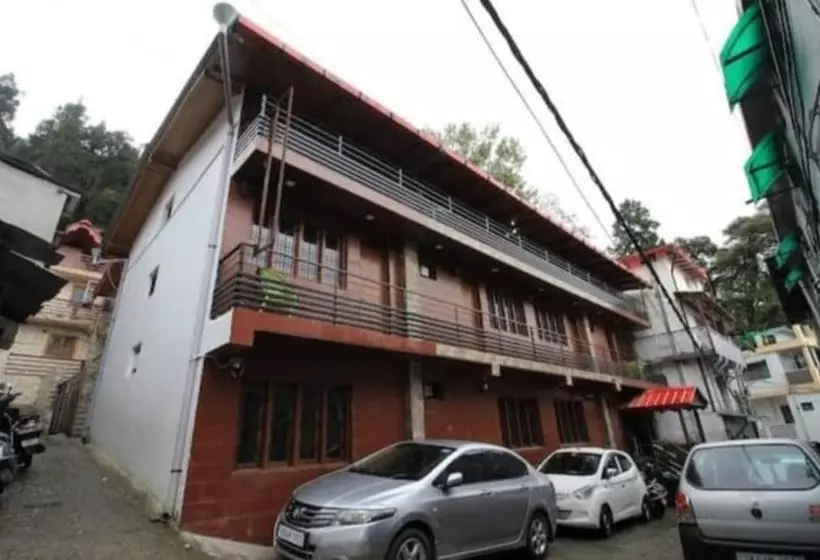 هتل Goroomgo Kohinoor Mallital Nainital