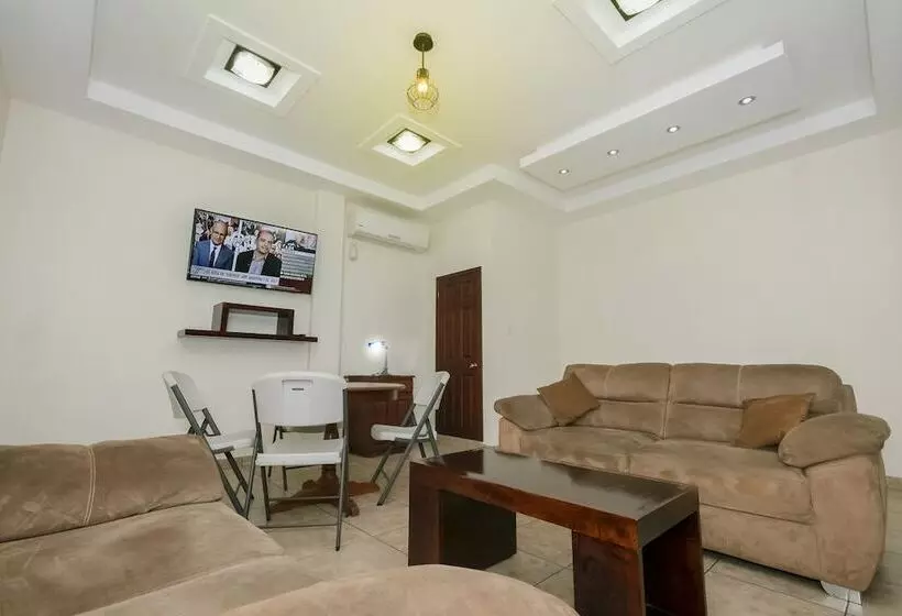 هتل Mediterraneo Inn