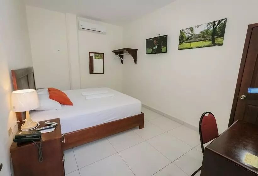 هتل Mediterraneo Inn