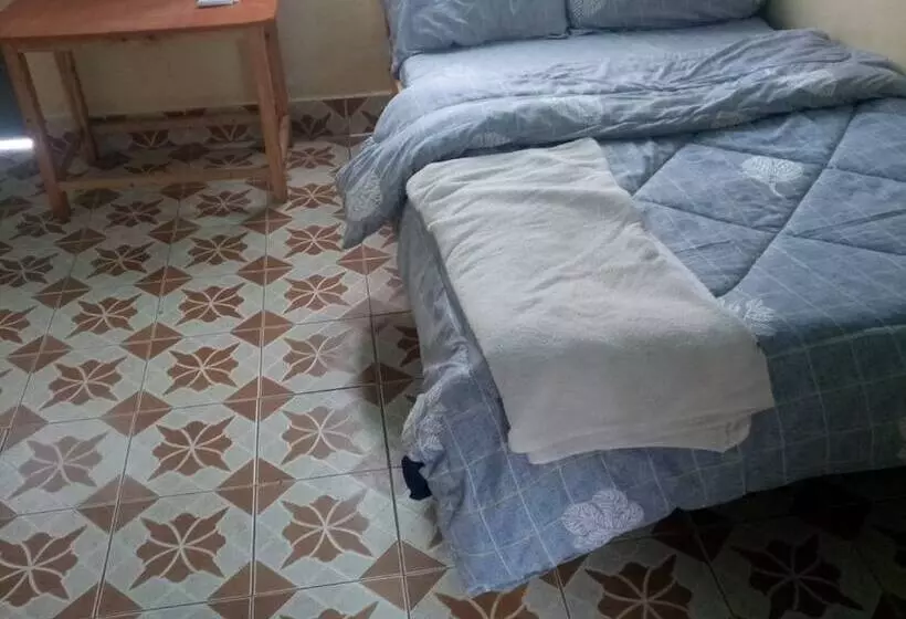 هتل Mingi Mingi Guest House