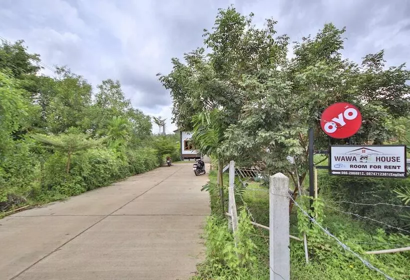 ホテル Oyo 1114 Wawa House