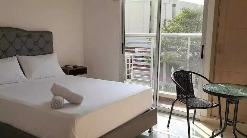 Hotelli Plaza De Angel  74