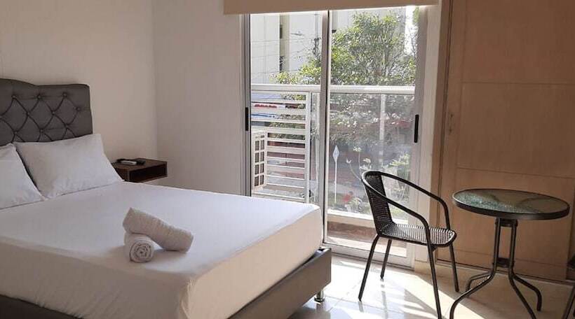 هتل Plaza De Angel 74