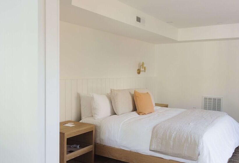 ホテル The Wildset