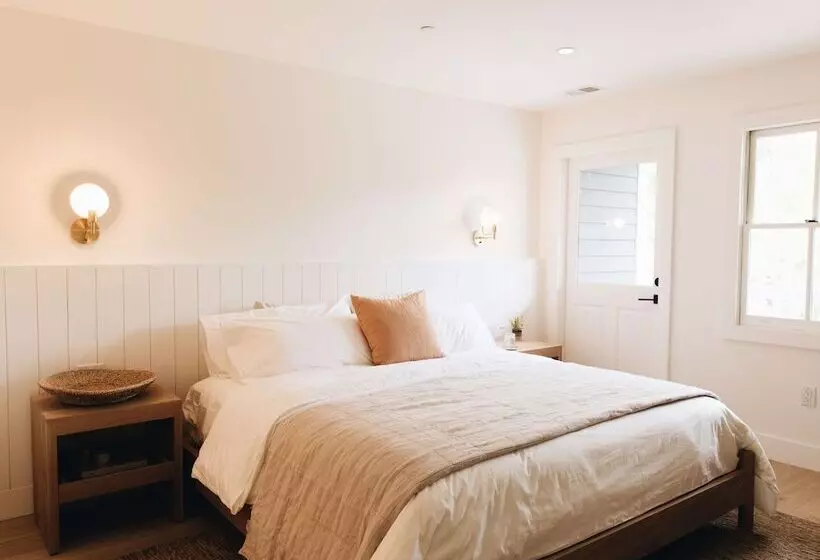 ホテル The Wildset