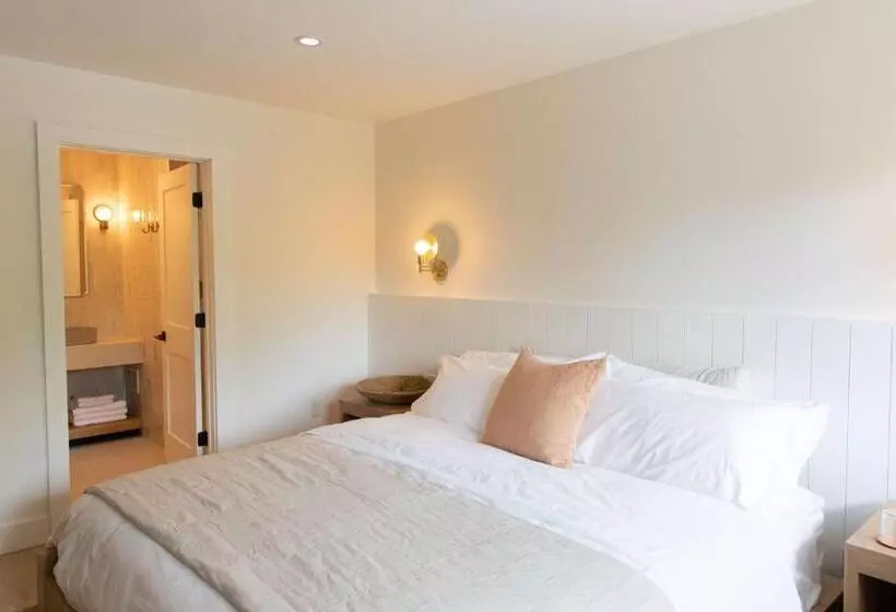 ホテル The Wildset