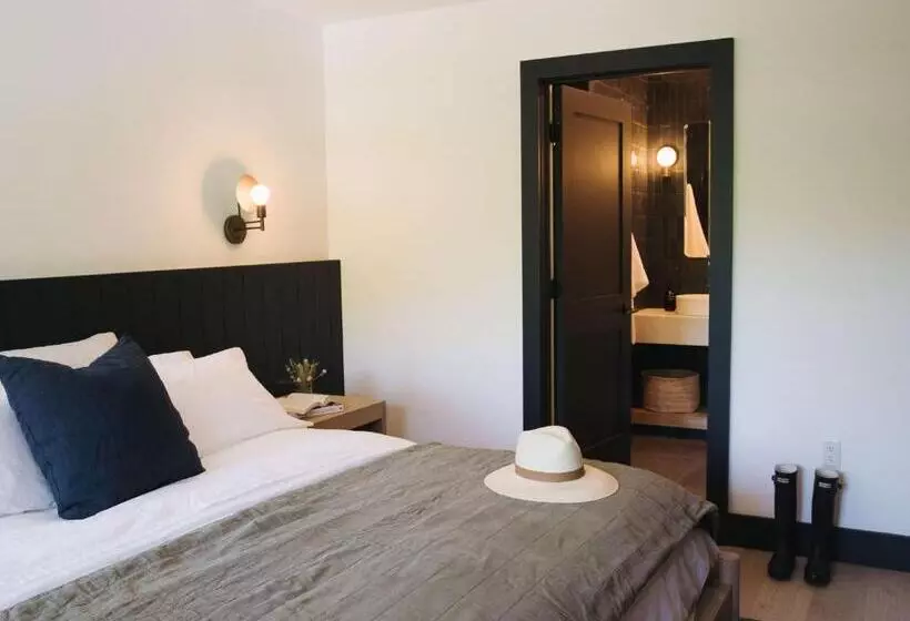 ホテル The Wildset