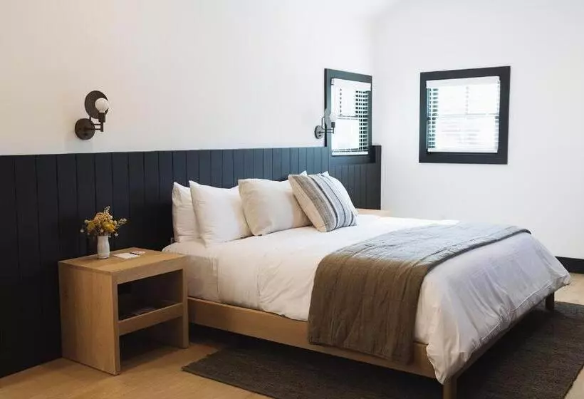 ホテル The Wildset