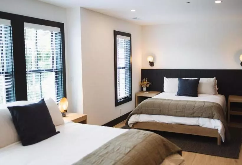 ホテル The Wildset