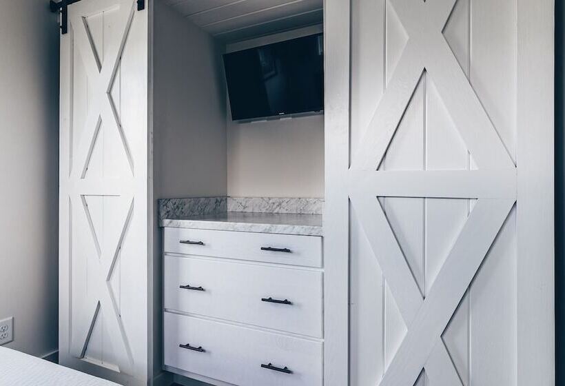 Cincinnati Camp Cedar