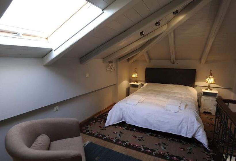 פנסיון Guest House Ioanna Arachova