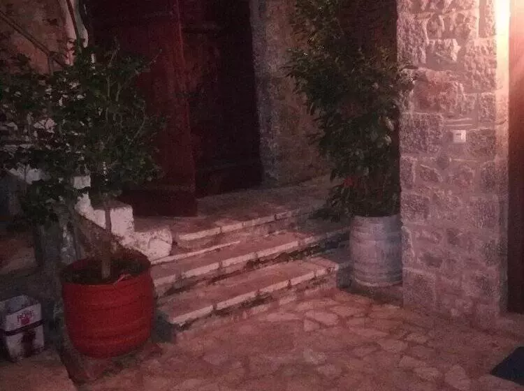 ペンション Guest House Ioanna Arachova