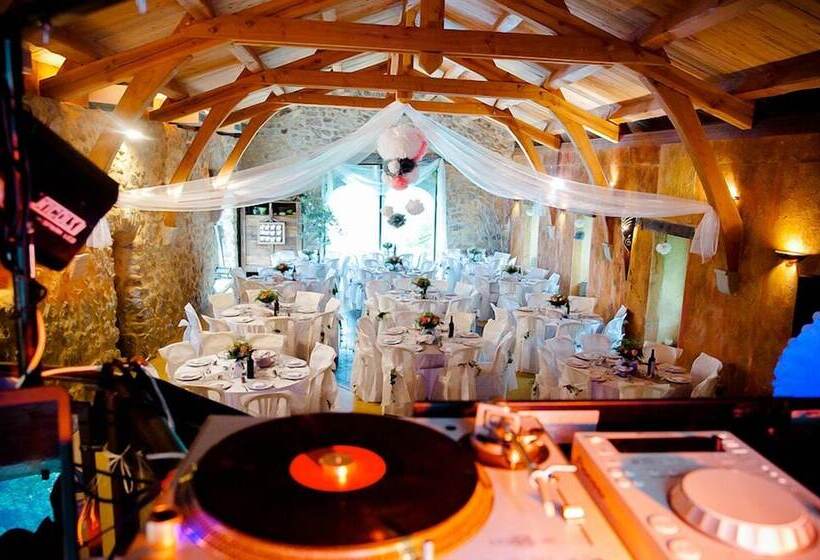 ペンション Mas Nouveau