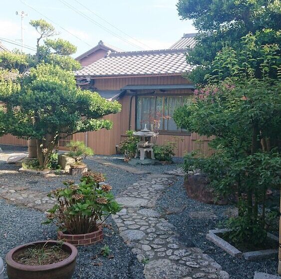 펜션 Minshuku Hikosukeso