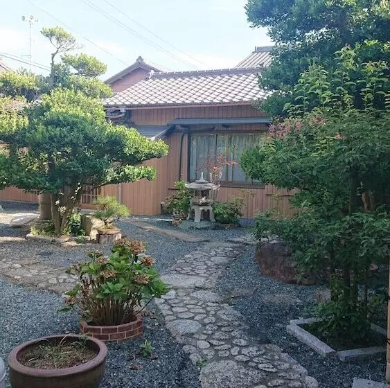 Majatalo Minshuku Hikosukeso