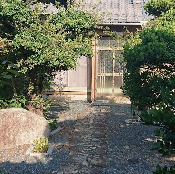 펜션 Minshuku Hikosukeso