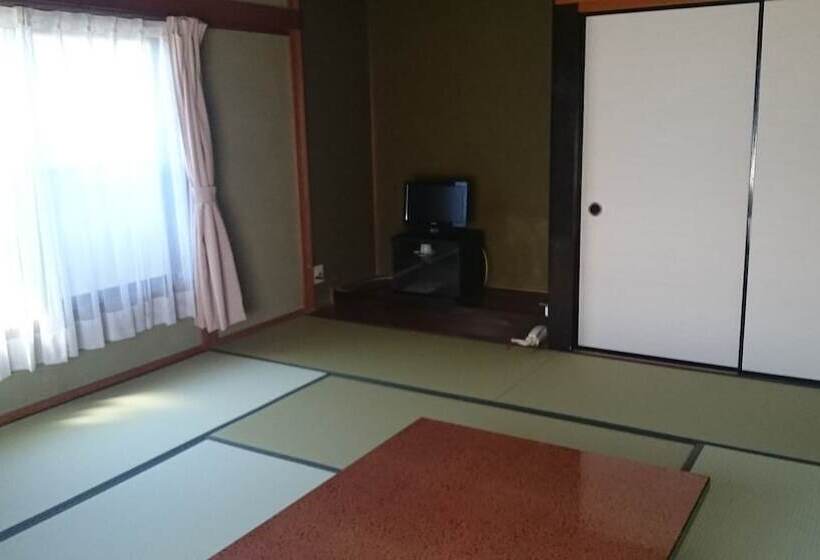 펜션 Minshuku Hikosukeso