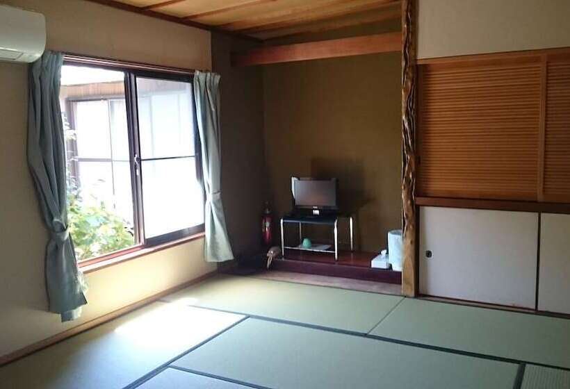 펜션 Minshuku Hikosukeso